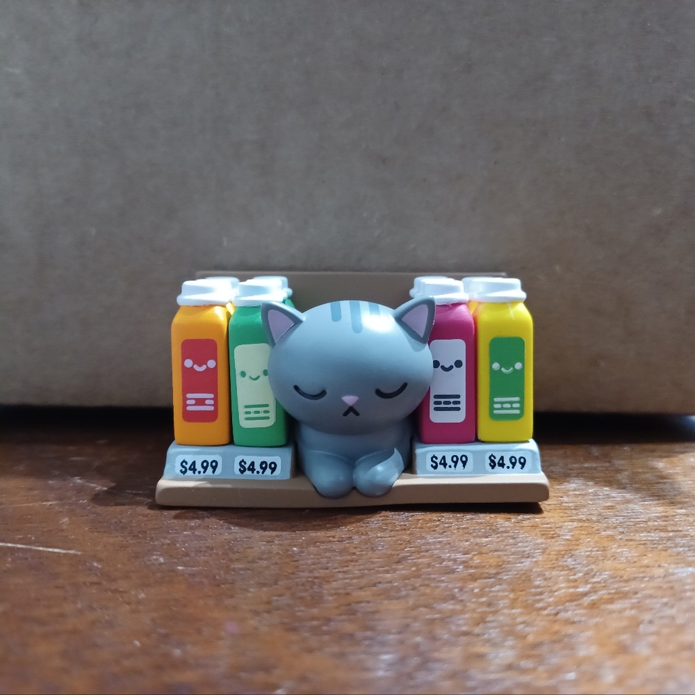 Bodega Kitties Mystery Box Series 1 Figurine - Juice